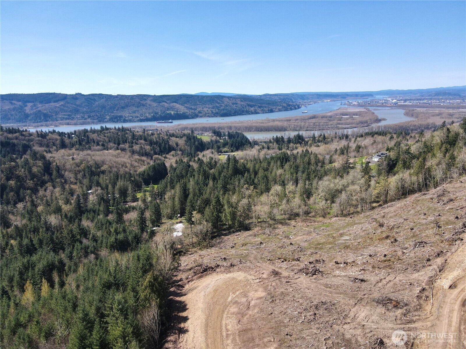 Property Photo: 561 Kool Road WA 98626