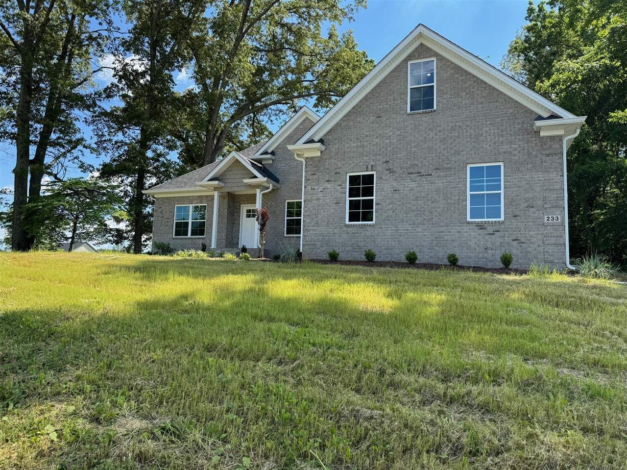 Property Photo: 233 Crabtree Lane KY 42103