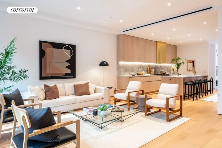 Property Photo:  313 E 6th Street Garden  NY 10003 