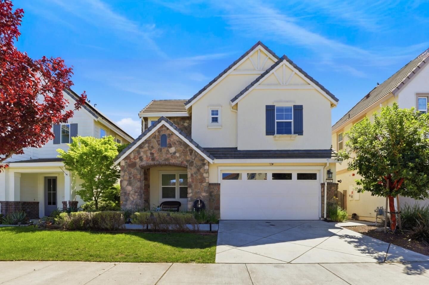 Property Photo:  154 Sandpiper Way  CA 95020 