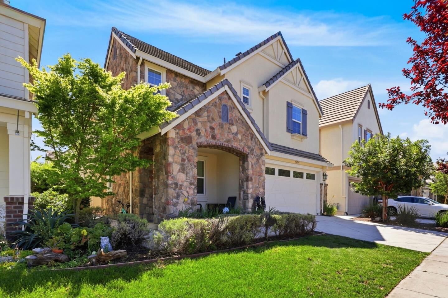 Property Photo:  154 Sandpiper Way  CA 95020 