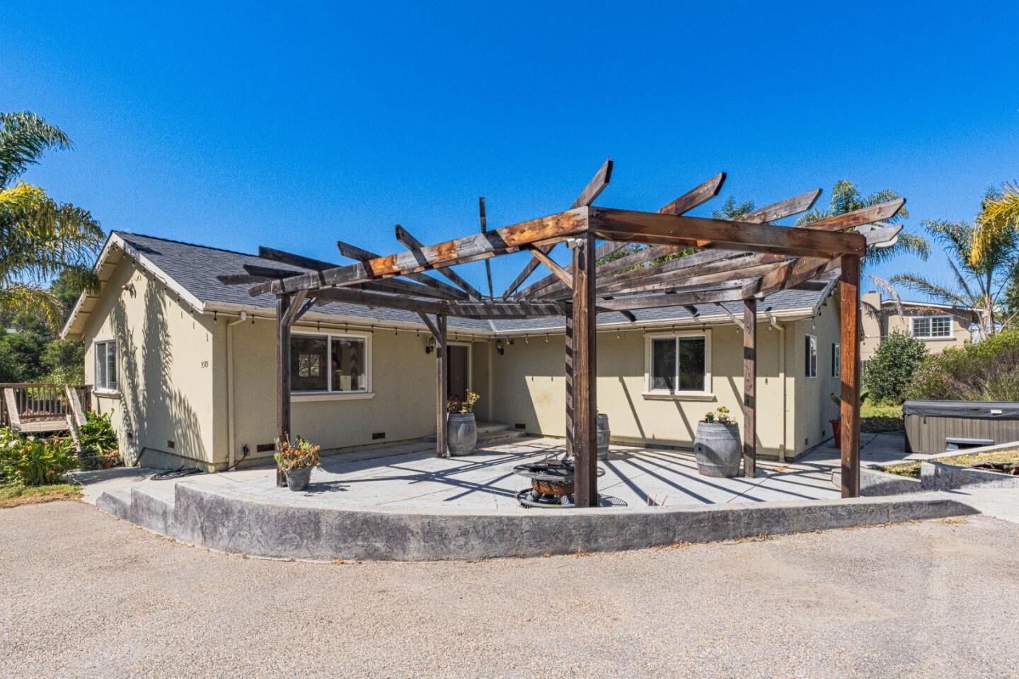 Property Photo:  9585 Prunedale South Road  CA 93907 