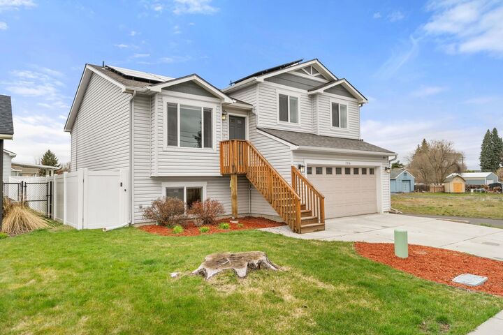 Property Photo:  1316 S Pierce Rd  WA 99206 