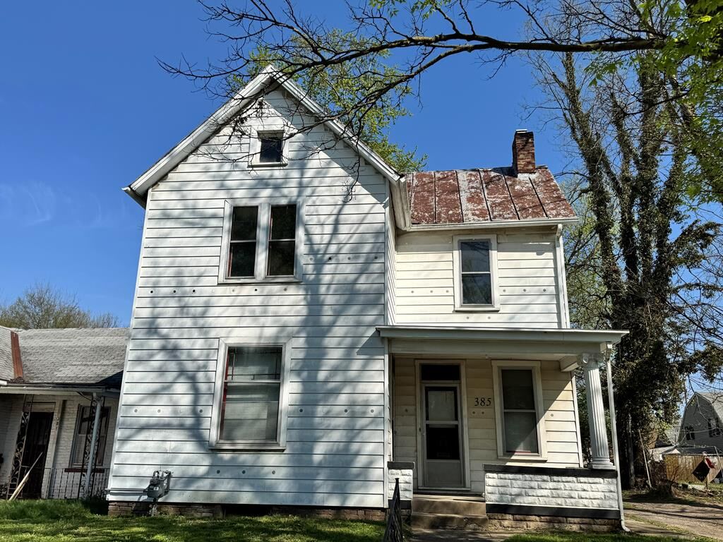Property Photo:  385 4th St  OH 45601 
