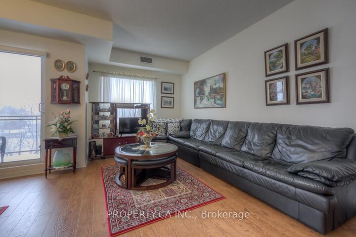 Property Photo: 778 Sheppard Avenue W 301 ON M3H 6B7