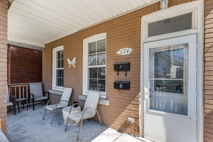 Property Photo: 174 Rosslyn Avenue N ON L8L 7P7