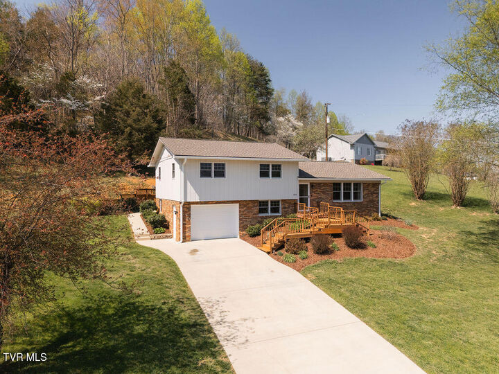 Property Photo:  424 Old Watauga Road  TN 37694 