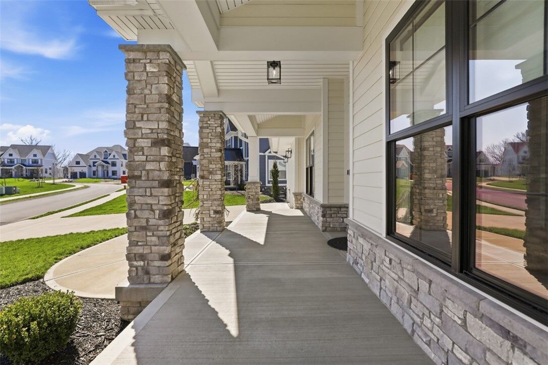 Property Photo:  5018 Spruce Rd  PA 15044 