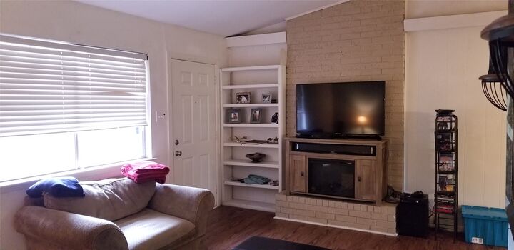 Property Photo:  2114 Ann Arbor Avenue B  TX 78704 