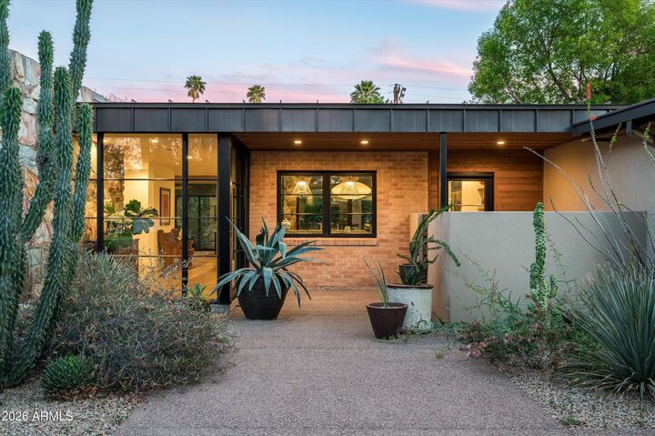 Property Photo:  515 W Orangewood Avenue  AZ 85021 