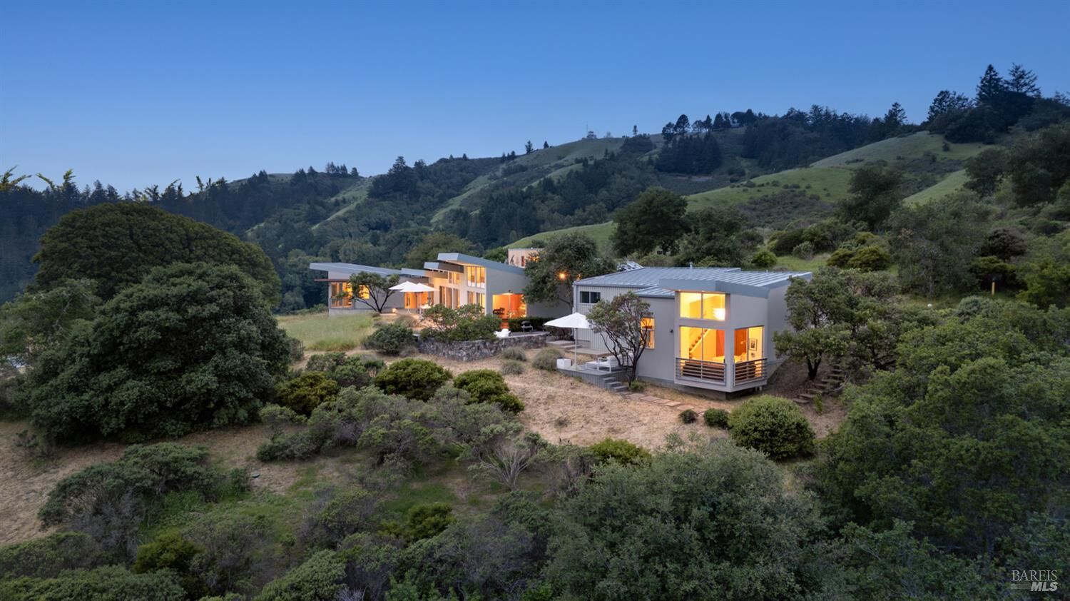 Property Photo:  200 Mountain King Road  CA 94938 