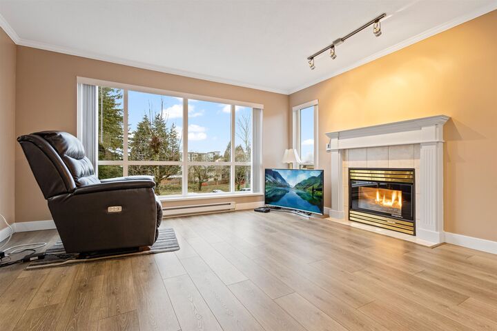 Property Photo: 32120 Mt Waddington Avenue 206 BC V2T 2E8