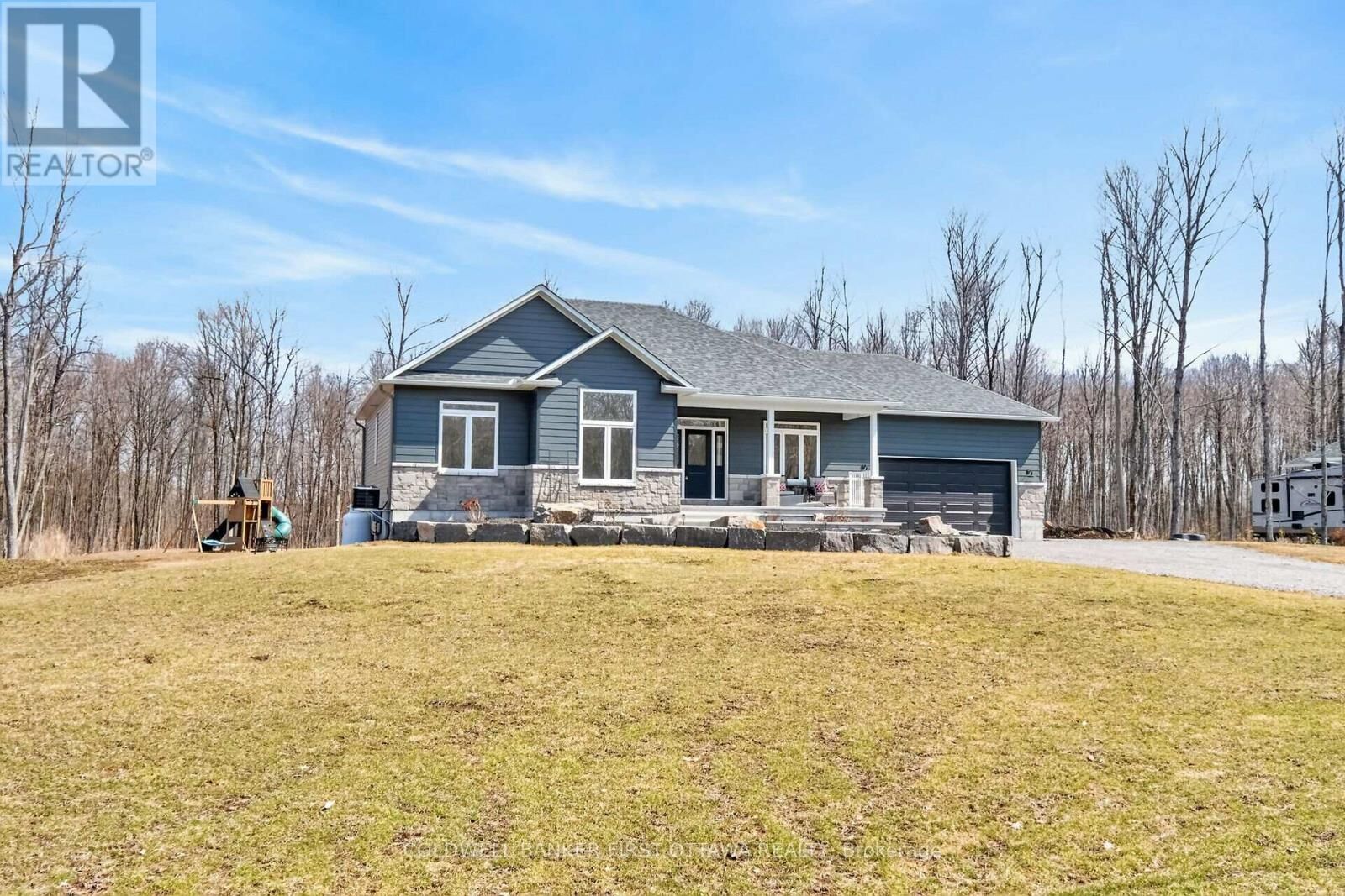 Property Photo:  134 James Andrew Way  ON K7C 4S7 