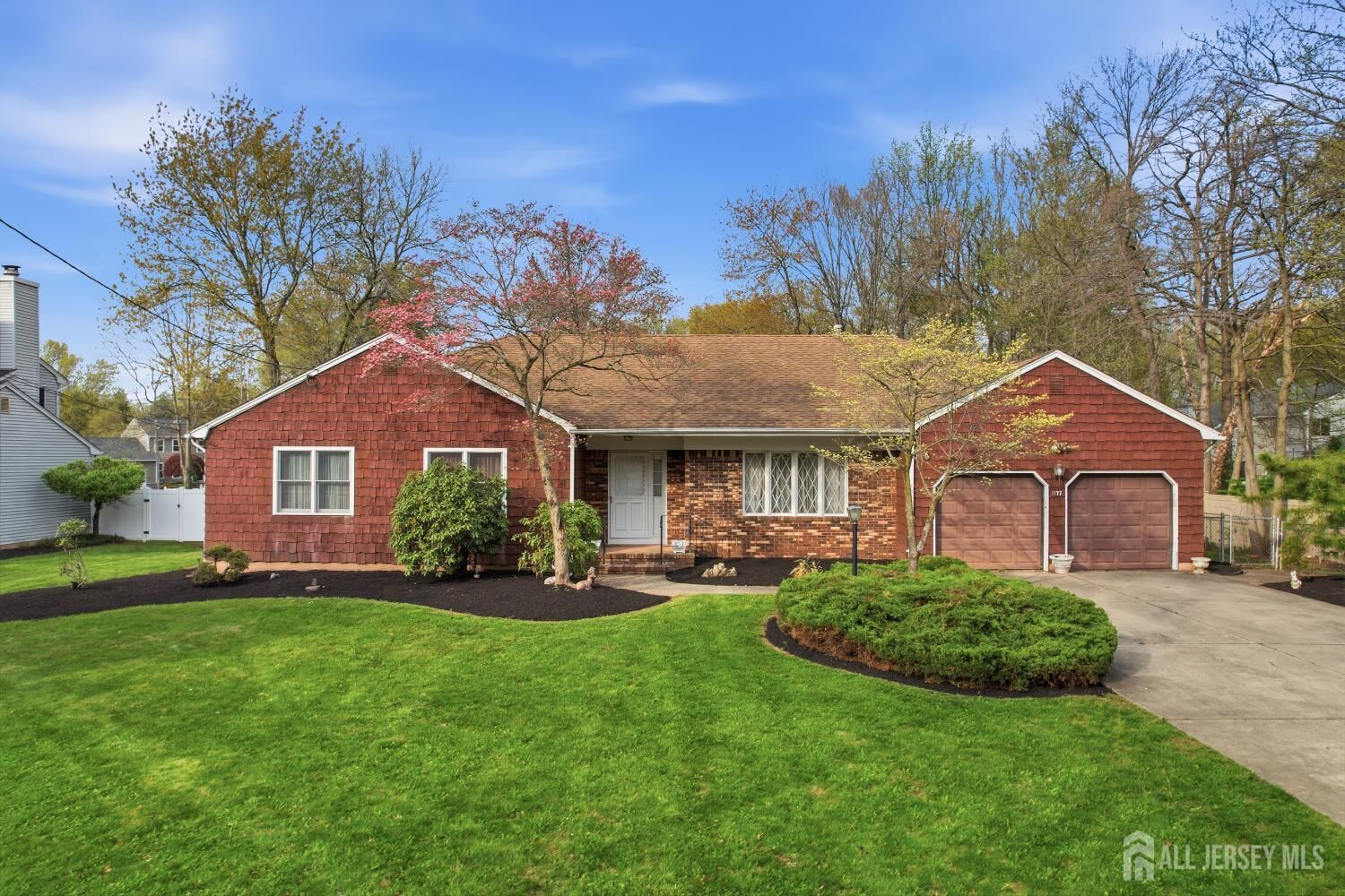 Property Photo:  1177 Aaron Road  NJ 08902 
