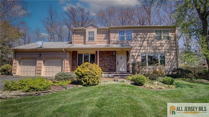 Property Photo:  8 Valley Forge Drive  NJ 08816 