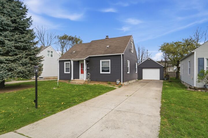 Property Photo: 912 W 11th Avenue OH 43212