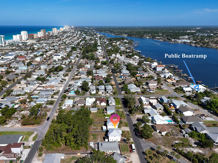 Property Photo:  5623 Hilltop Avenue  FL 32408 