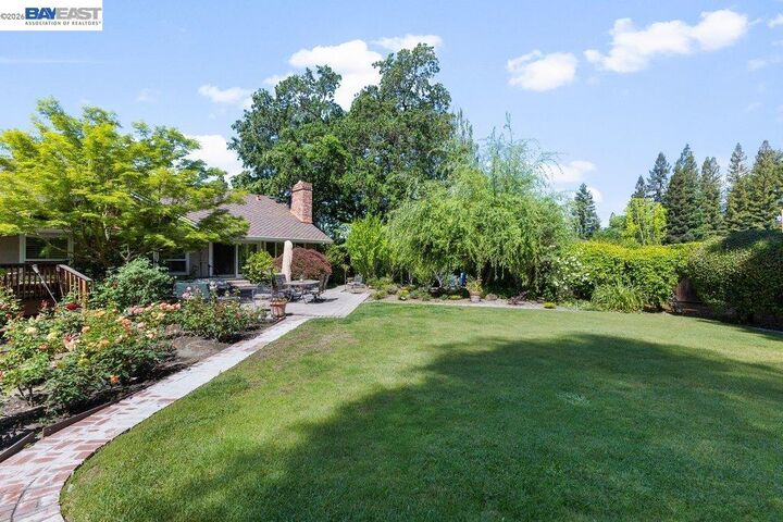 Property Photo:  37 Bushmint Pl  CA 94507 