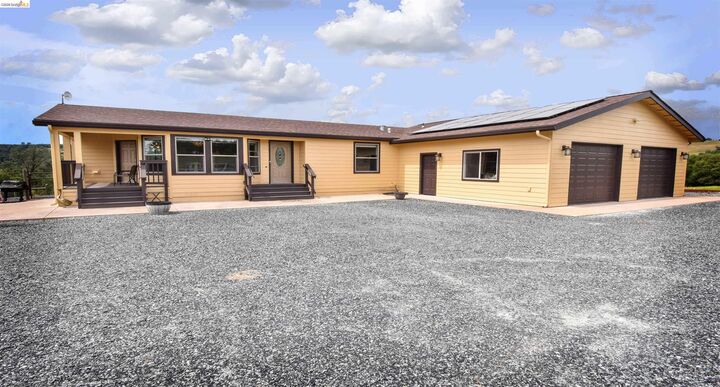 Property Photo:  9955 Bell Mooney Rd  CA 95327 
