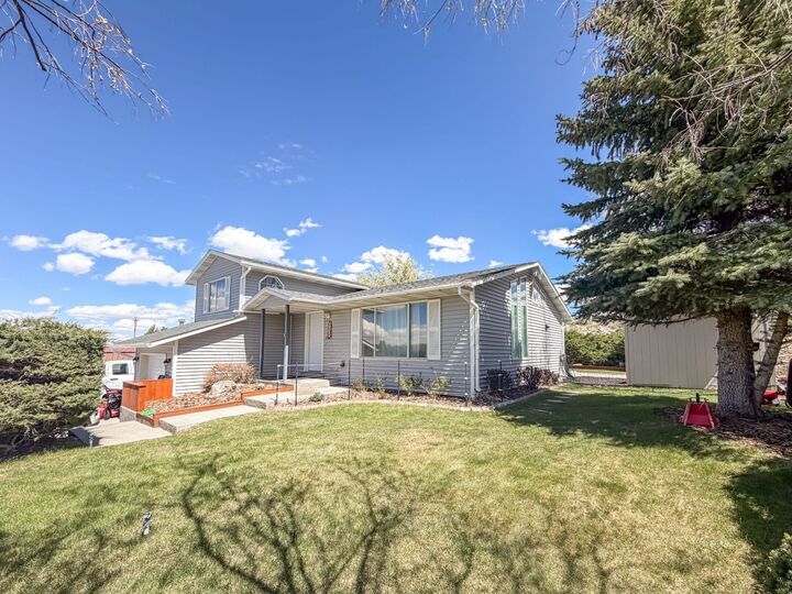 Property Photo:  131 Vandal Way  NV 89316 