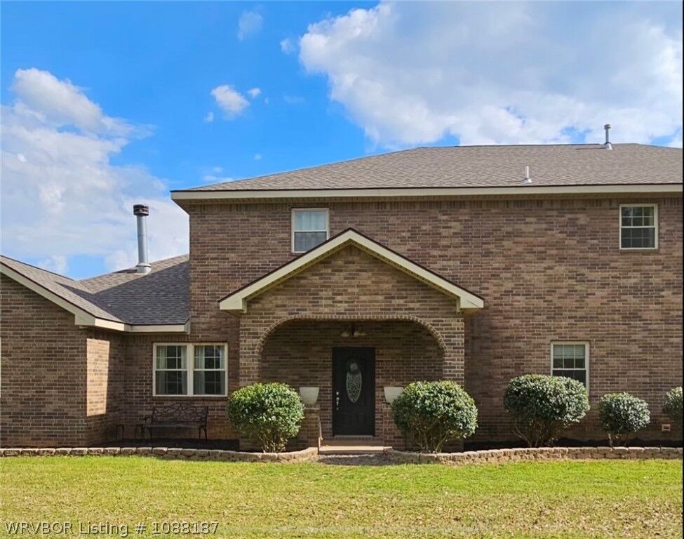 Property Photo:  100712 S 4790 Road  OK 74948 