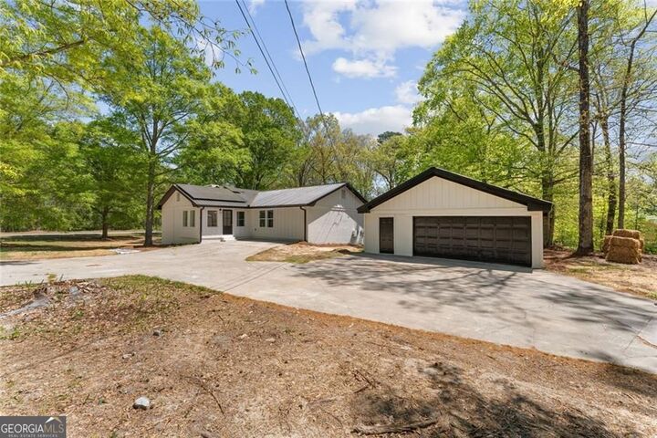 Property Photo:  350 Pine Shadows Drive  GA 30157 