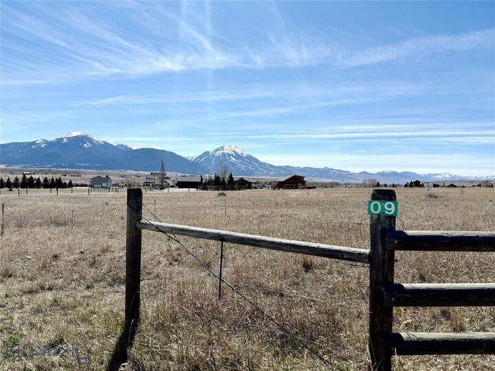 Property Photo:  9 Paradise Ranch Road  MT 59047 
