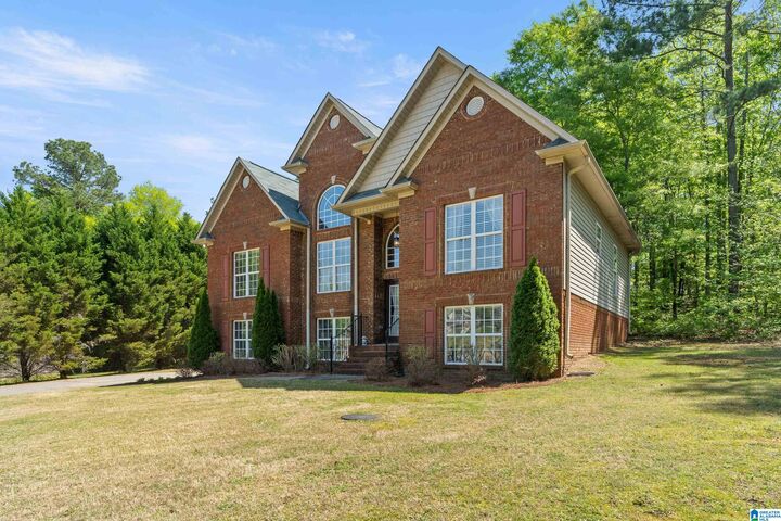 Property Photo:  135 Biggin Circle  AL 35125 