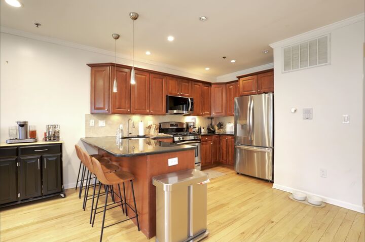 Property Photo:  421 Jackson St 1  NJ 07030 