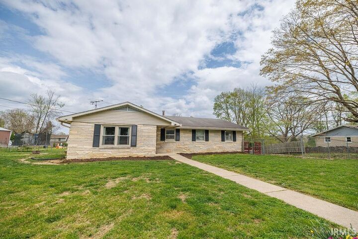 Property Photo:  804 W Oak Street  IN 47429 