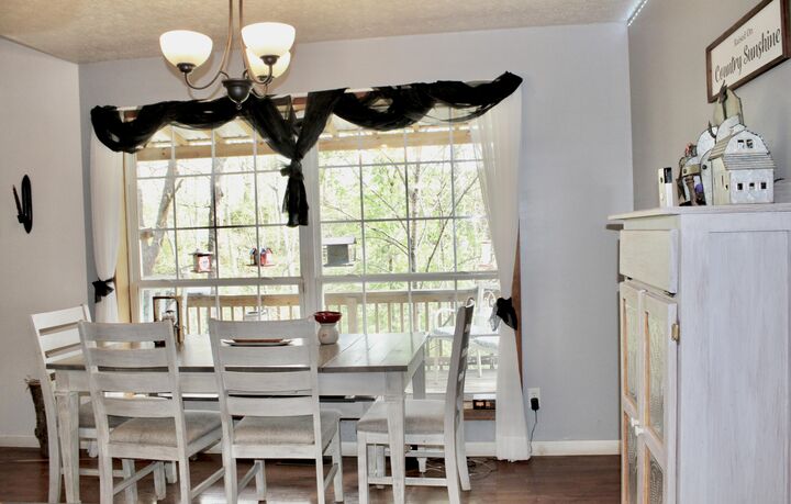 Property Photo:  682 Garrad Road  KY 41189 