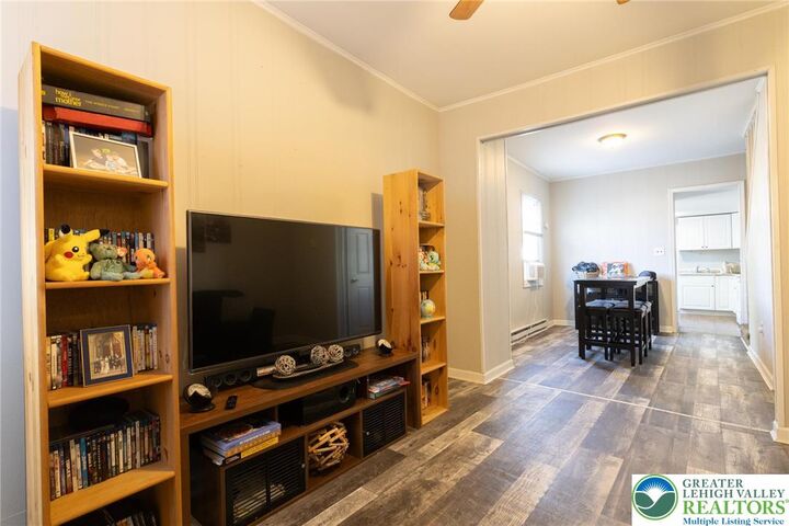 Property Photo:  819 Spruce Street  PA 18042 