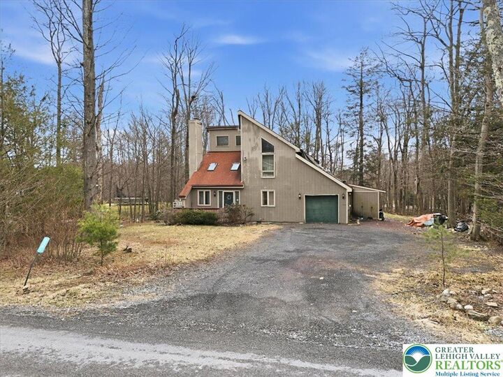 Property Photo: 6361 Cherokee Trail PA 18466