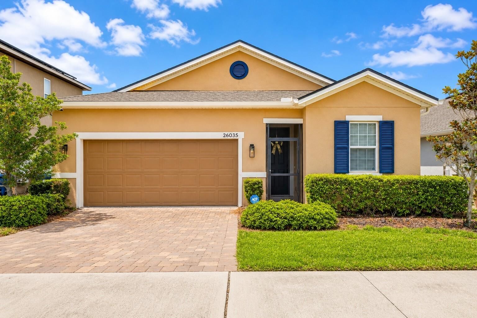 Property Photo:  2012 Sloans Outlook Drive  FL 34736 