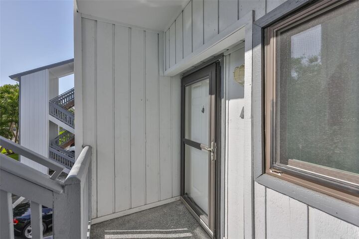 Property Photo:  812 Bahia Del Sol Drive A  FL 33570 