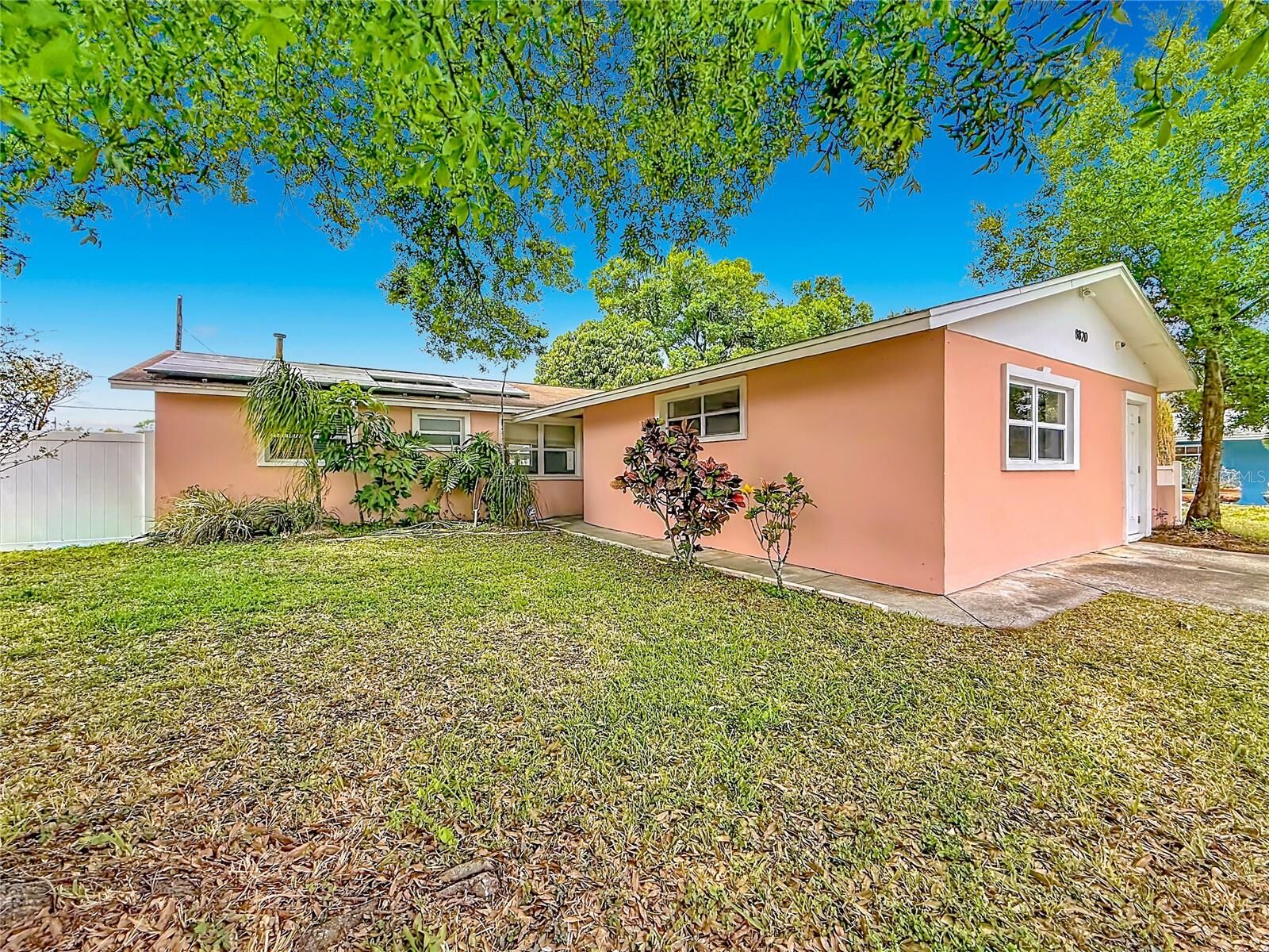 Property Photo:  8820 58th Lane N  FL 33782 
