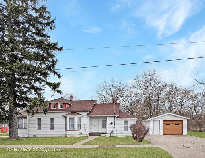 Property Photo:  1621 Carroll Street Road  MI 48601 