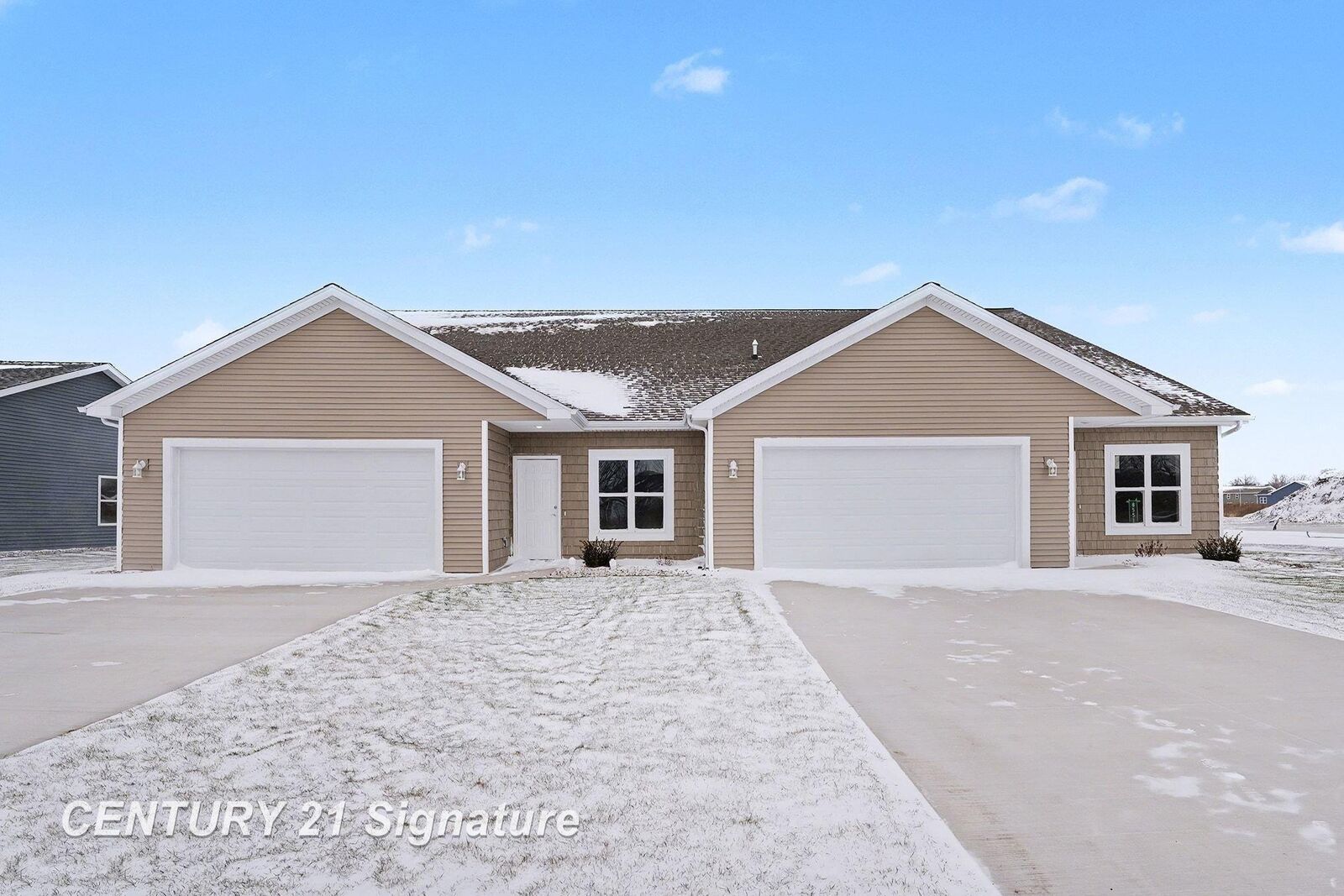 Property Photo: 8440 S Valley Spring Lane MI 48623