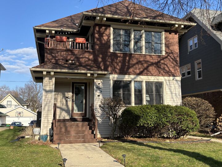 Property Photo:  3924 N Maryland Ave 3926  WI 53211 