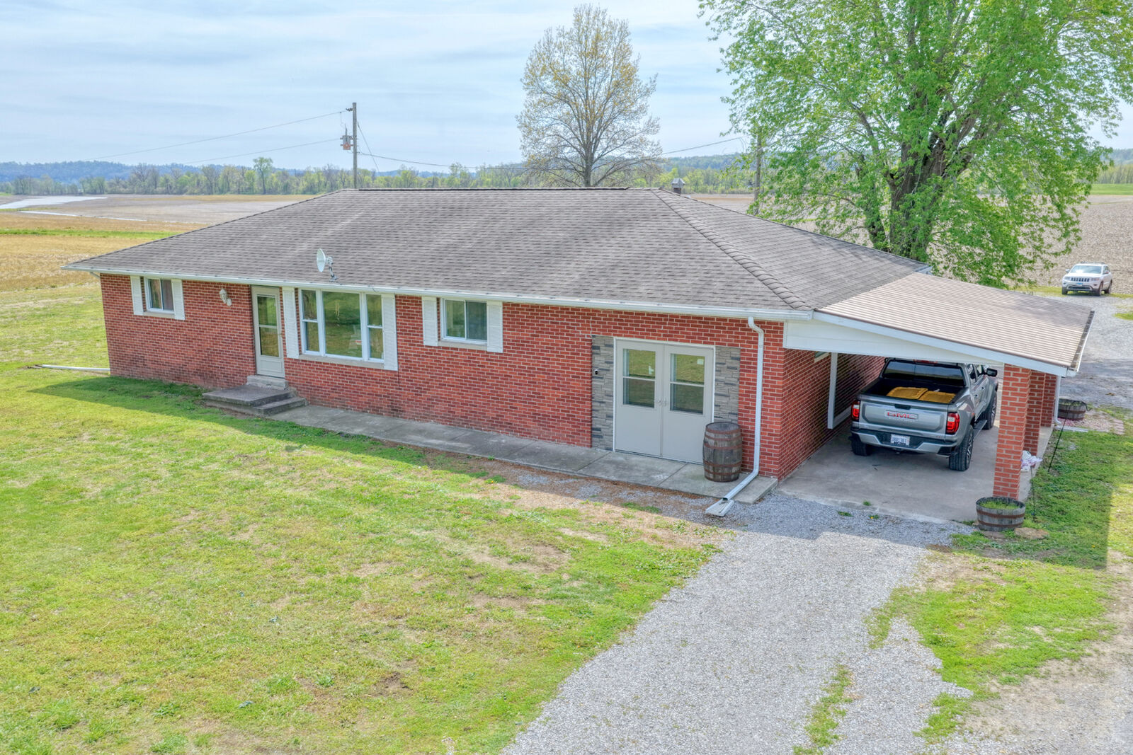 Property Photo:  3992 Neunert Road  IL 62950 