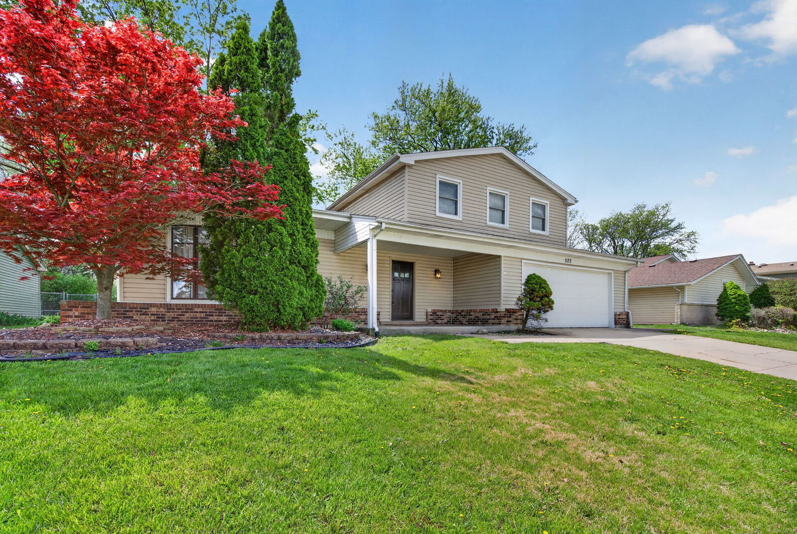 Property Photo:  525 Revere Avenue  IL 60559 