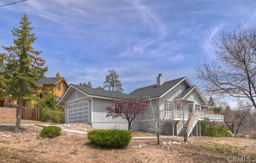 Property Photo: 1019 Fawnskin CA 92333