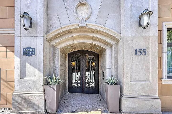 Property Photo:  155 Cordova  CA 91105 