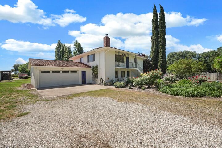 Property Photo: 10450 Walnut Grove Road CA 95686