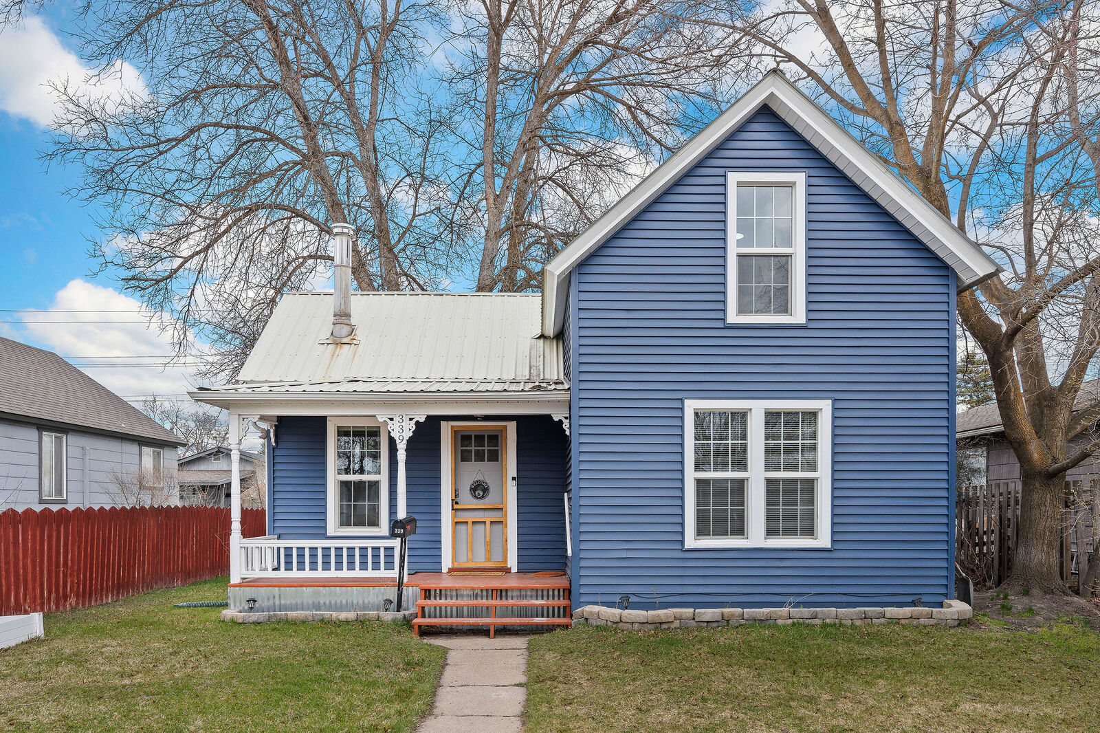 Property Photo:  339 8th Avenue W  MT 59901 