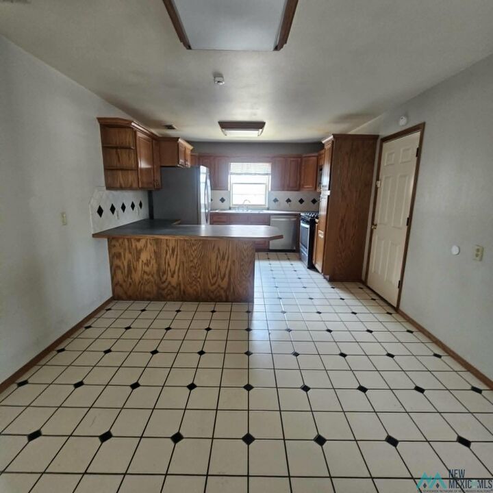 Property Photo:  917 W Manana Boulevard  NM 88101 
