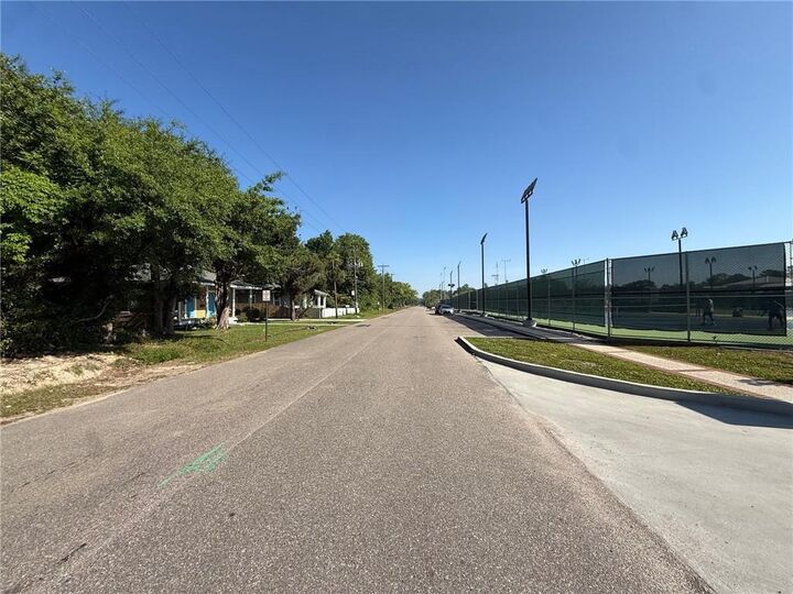 Property Photo:  2667 2nd Street  LA 70458 