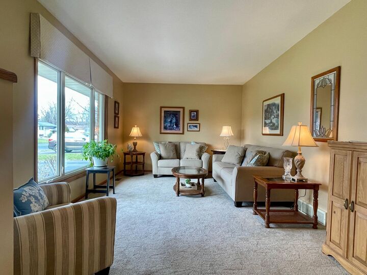 Property Photo:  1197 Jackson Street S  MN 55379 