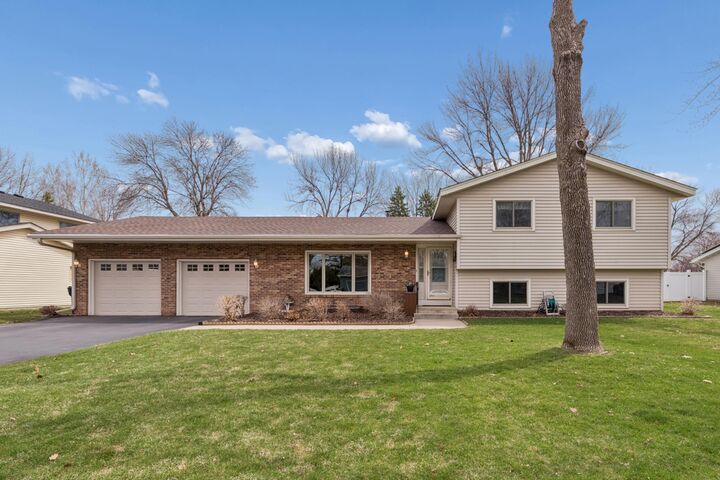 Property Photo:  1197 Jackson Street S  MN 55379 
