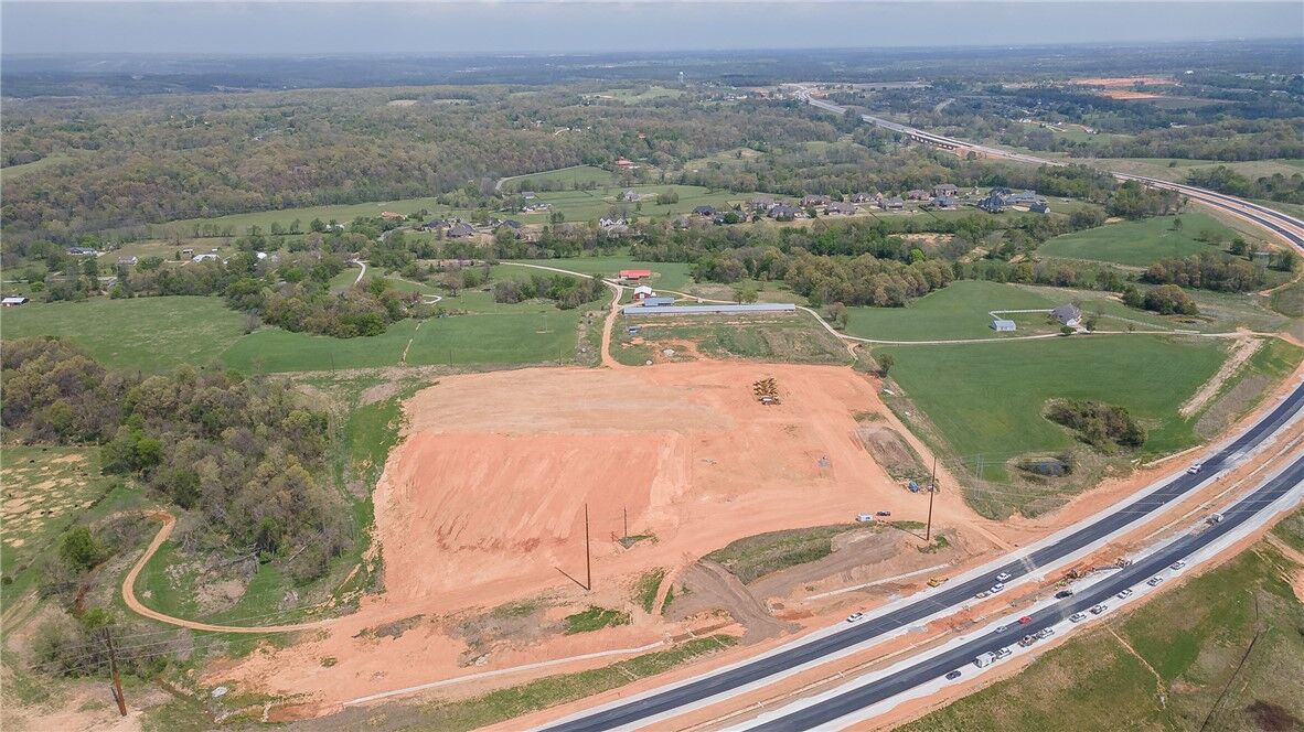 Property Photo: 1829 Brush Creek Road AR 72762